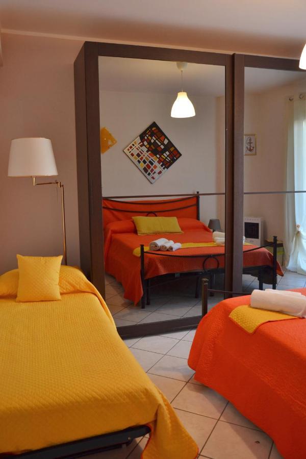 Bed and Breakfast Profumo Di Mare Giardini-Naxos Exterior foto